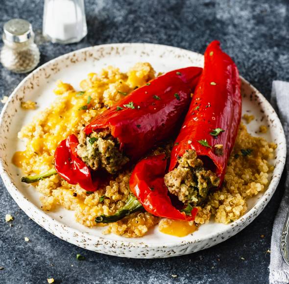 Gefüllte Spitzpaprika mit Hackfleisch und Quinoa