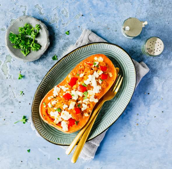 Gefüllter Butternutkürbis