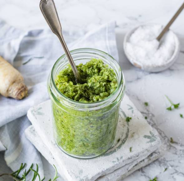 Gewürzpaste mit Kräutern