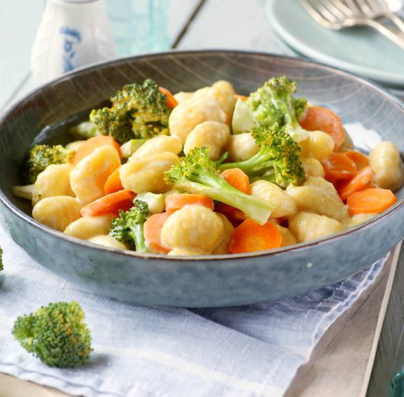 Gnocchi und Gemüse in Gorgonzolasoße