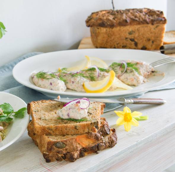 Karottenbrot mit Kürbiskernen