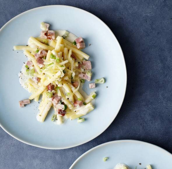 One-Pot-Makkaroni in Schinken-Sahnesoße