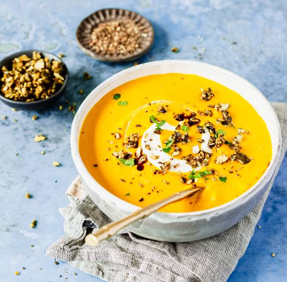 Orientalische Low-Carb Kürbissuppe