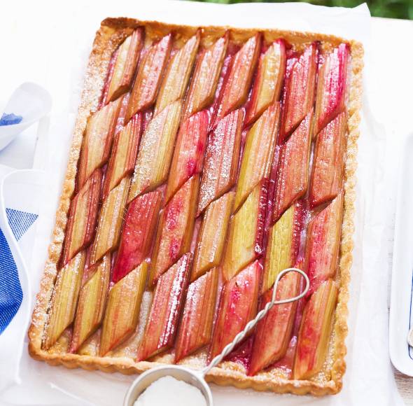 Rhabarbertarte mit Marzipan