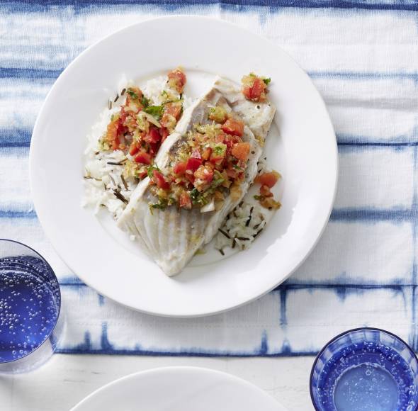 Seelachs mit Reis und Paprikasalsa