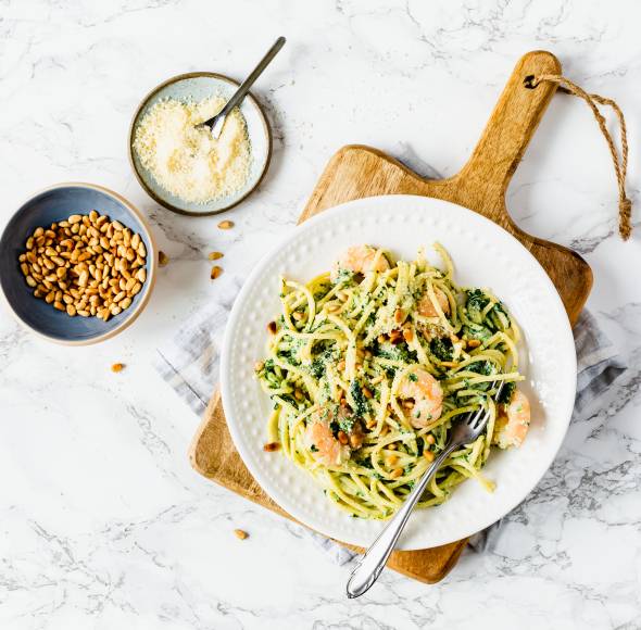 Spaghetti mit Knoblauchsoße und Garnelen