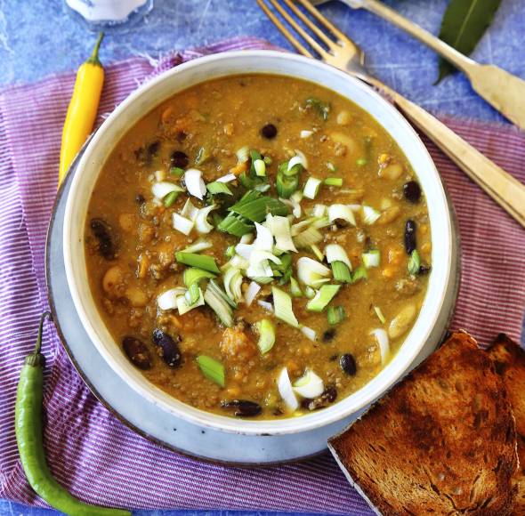 Süßkartoffel-Bohnen-Chili