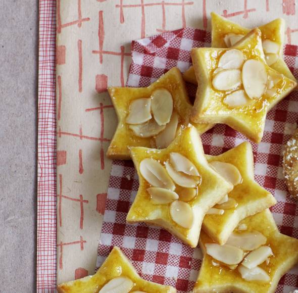 Nusssterne mit Erythrit