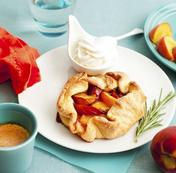 Pfirsich-Tartelettes mit Rosmarin