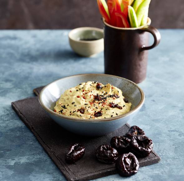 Curry-Dip mit Pflaume und Chili