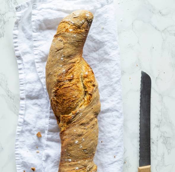 Knusprige Landhausbaguettes