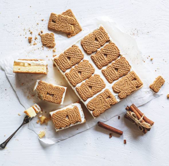 Cremiger Apfelkuchen mit Spekulatius