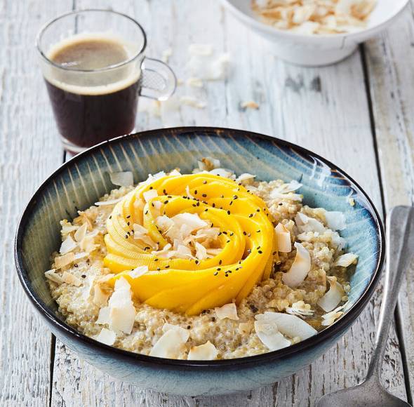 Quinoa-Porridge mit Mango