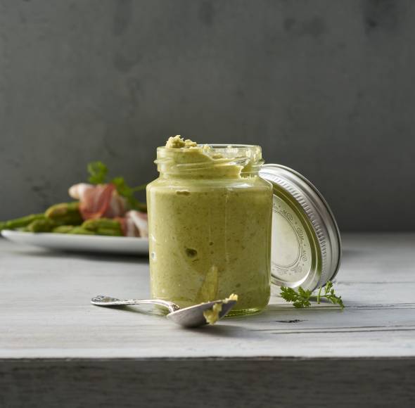 Grünes Spargelpesto
