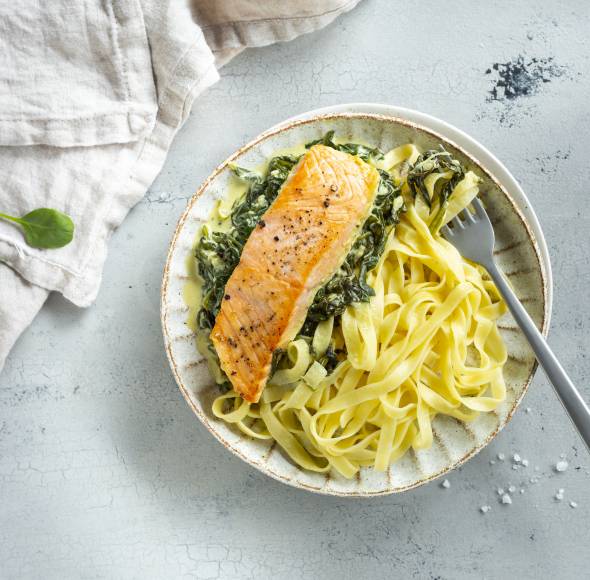 Ofenlachs mit Rahmspinat