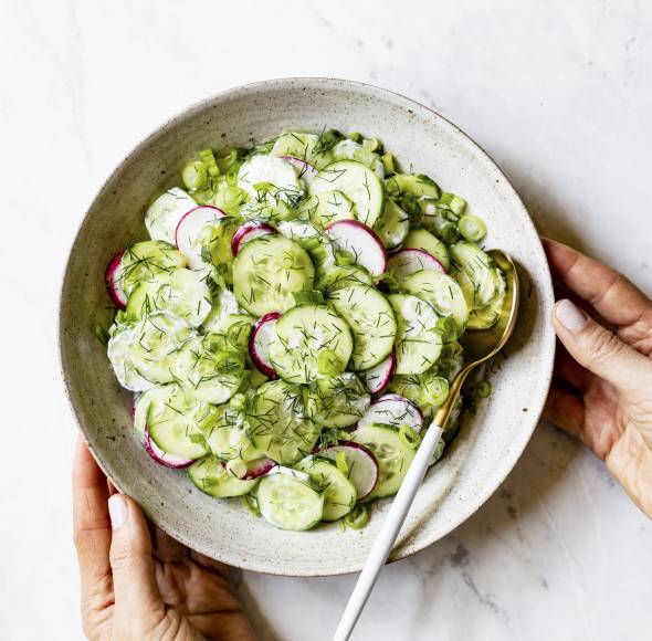 Gurkensalat mit Joghurtdressing