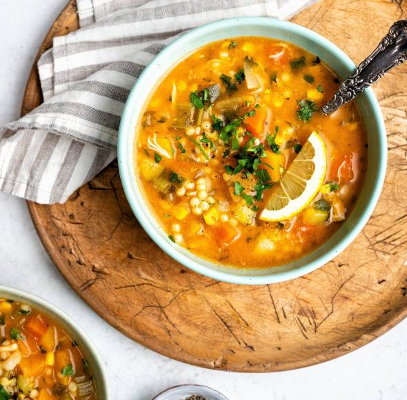 Hühnersuppe mit Gemüse