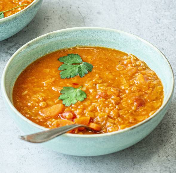 Rote-Linsen-Kokos-Suppe