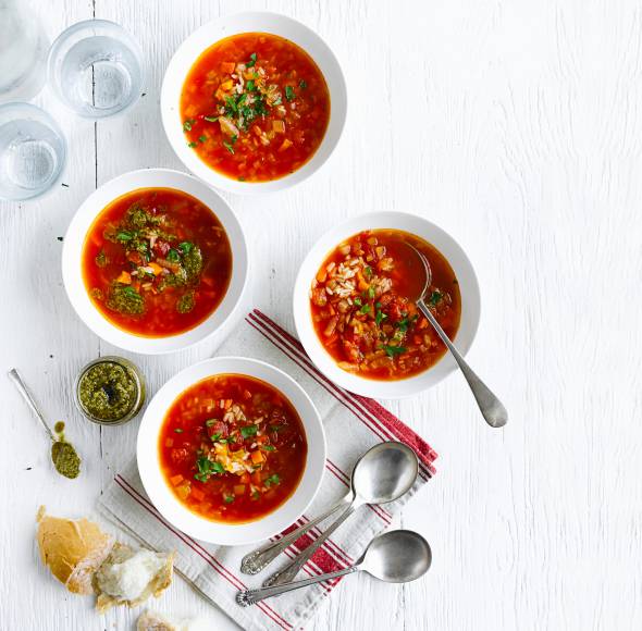 Schnelle Tomaten-Reis-Suppe