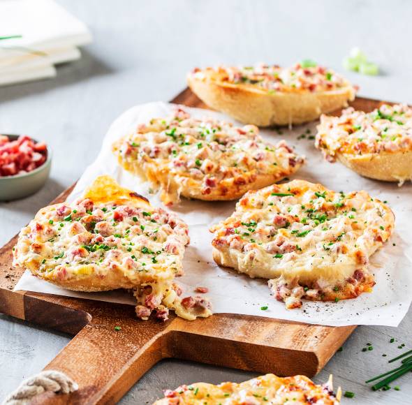 Flammkuchenbrötchen mit Speck