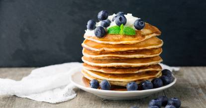 Low-Carb-Pfannkuchen mit Mascarponecreme