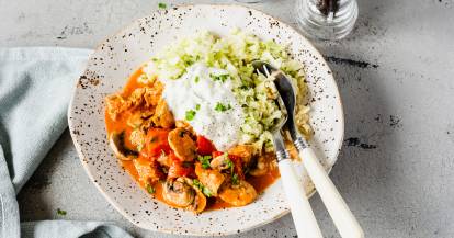 Putengyros mit Krautsalat und Zaziki Putengyros mit Krautsalat und Zaziki