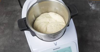 Hefeteig im Monsieur Cuisine