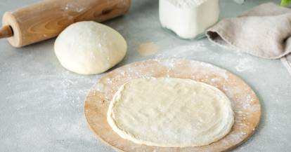 Pizzateig mit Trockenhefe