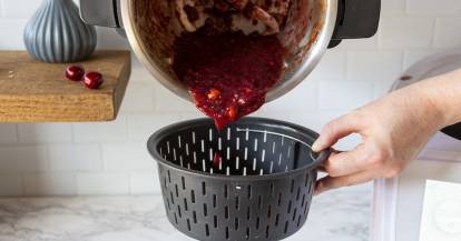 Kirschen entsteinen mit dem Monsieur Cuisine