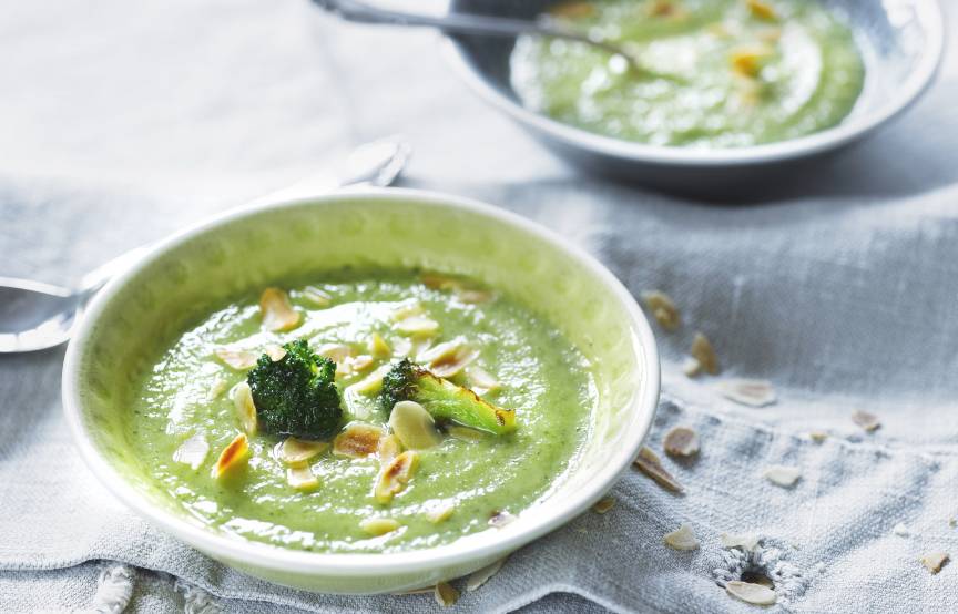Brokkolisuppe mit Sahne