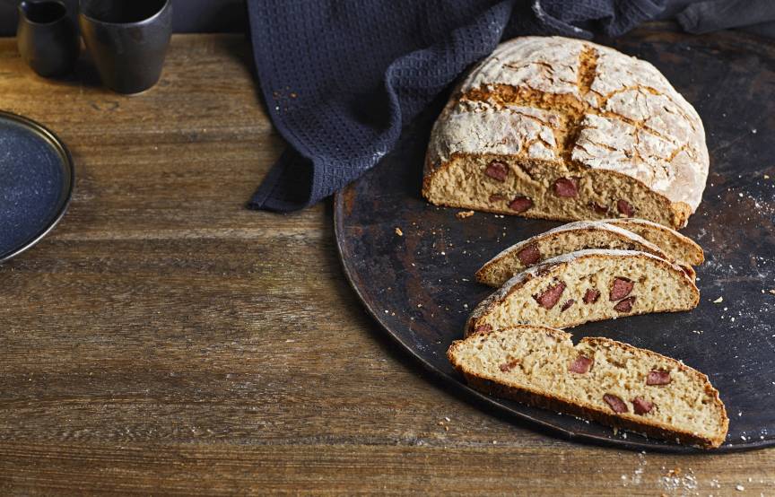 Kohlbrot mit Cabanossi