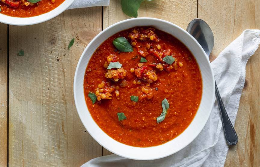 Tomaten-Paprika-One-Pot mit roten Linsen