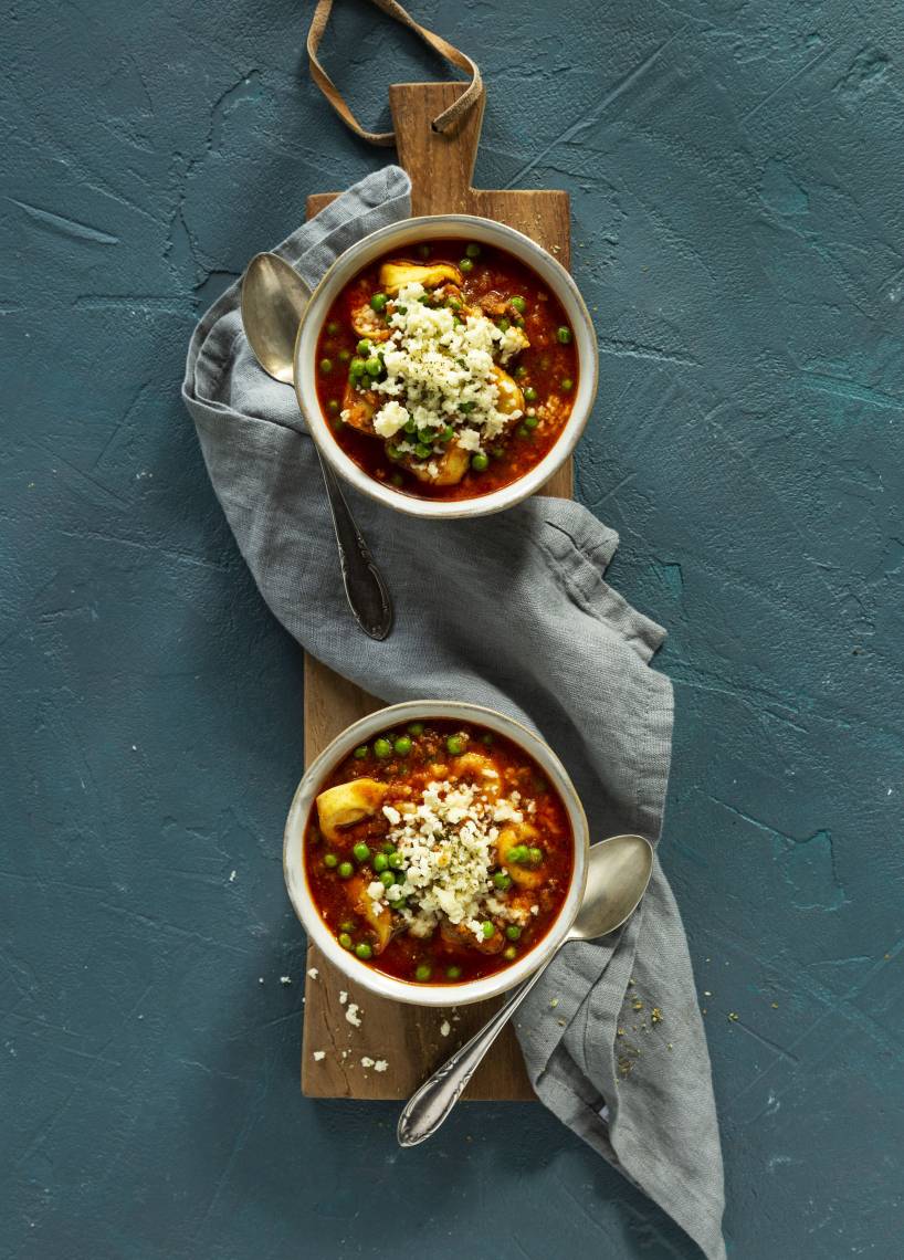 Bolognese-Suppe mit Käsetopping