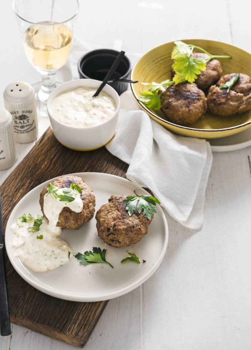 Frikadellen vom Blech mit Remoulade