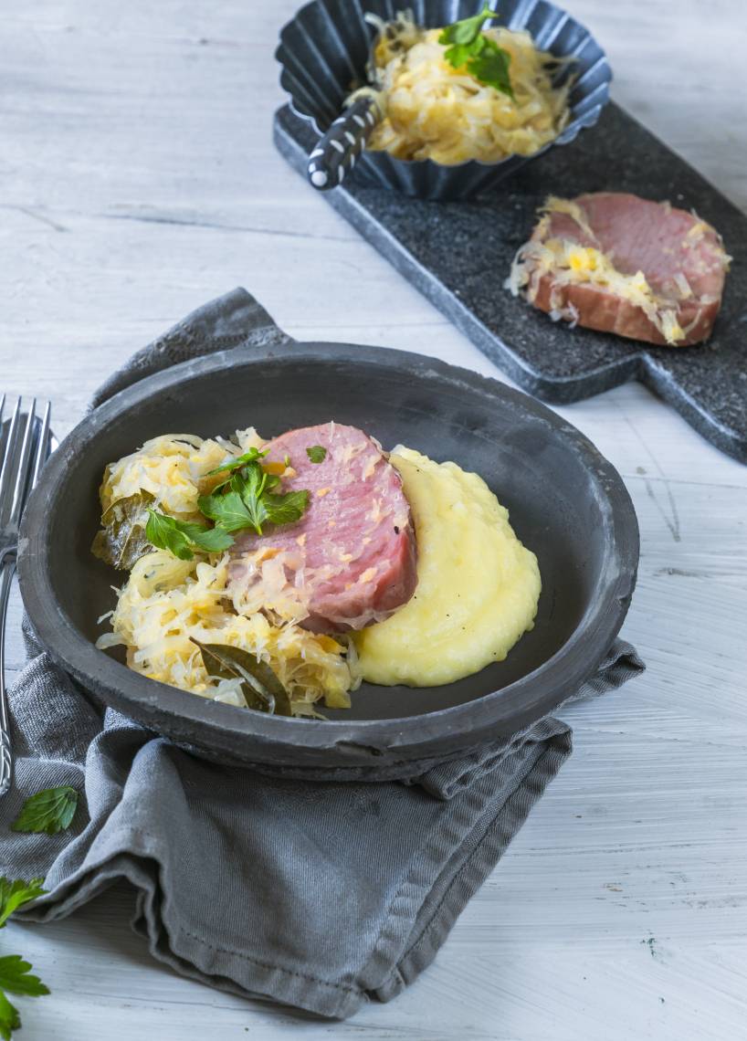 Kasseler mit Sauerkraut und Kartoffelpüree
