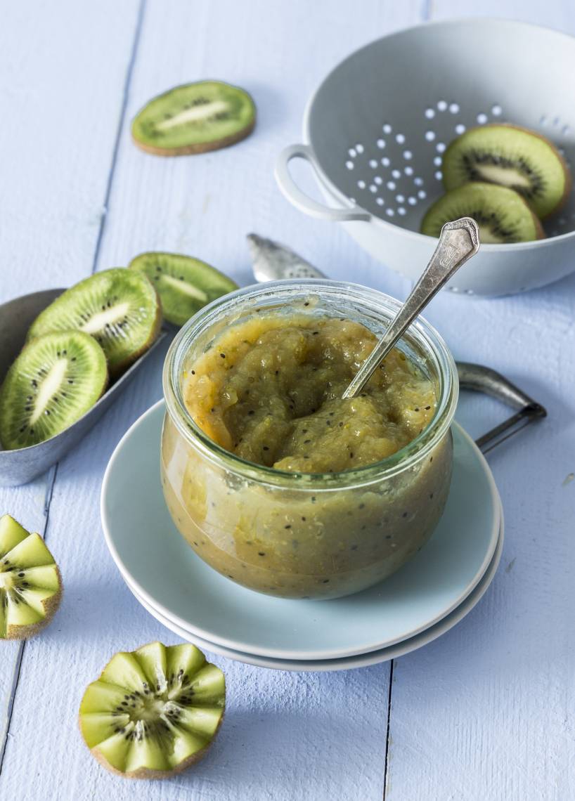 Kiwi-Stachelbeerkonfitüre