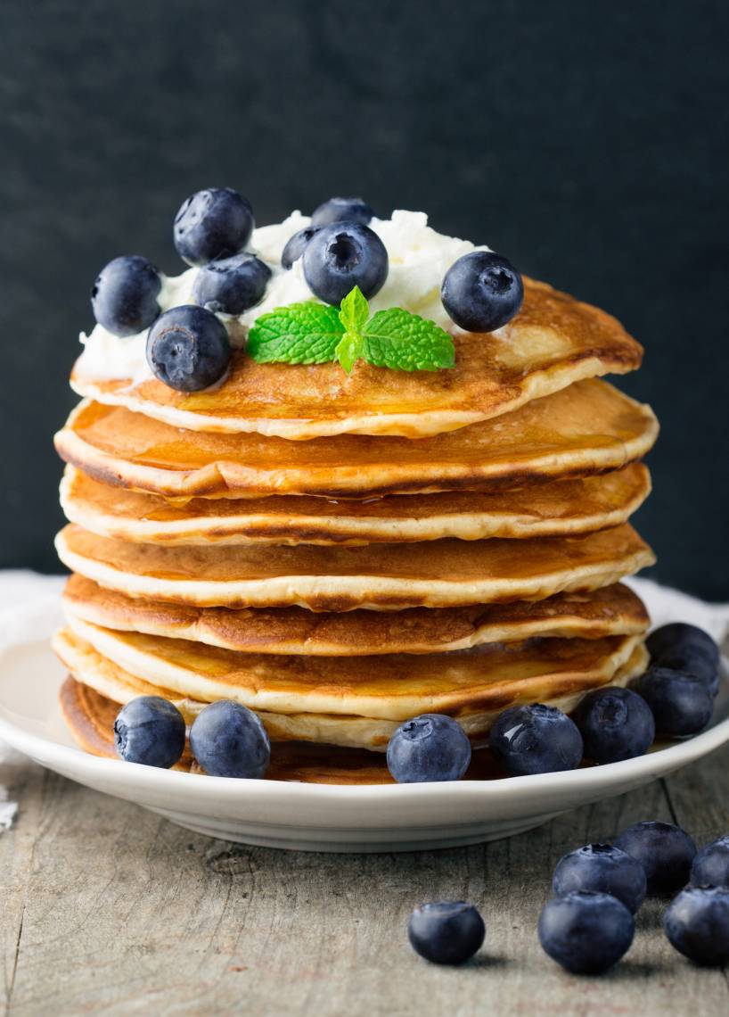 Low-Carb-Pfannkuchen mit Mascarponecreme