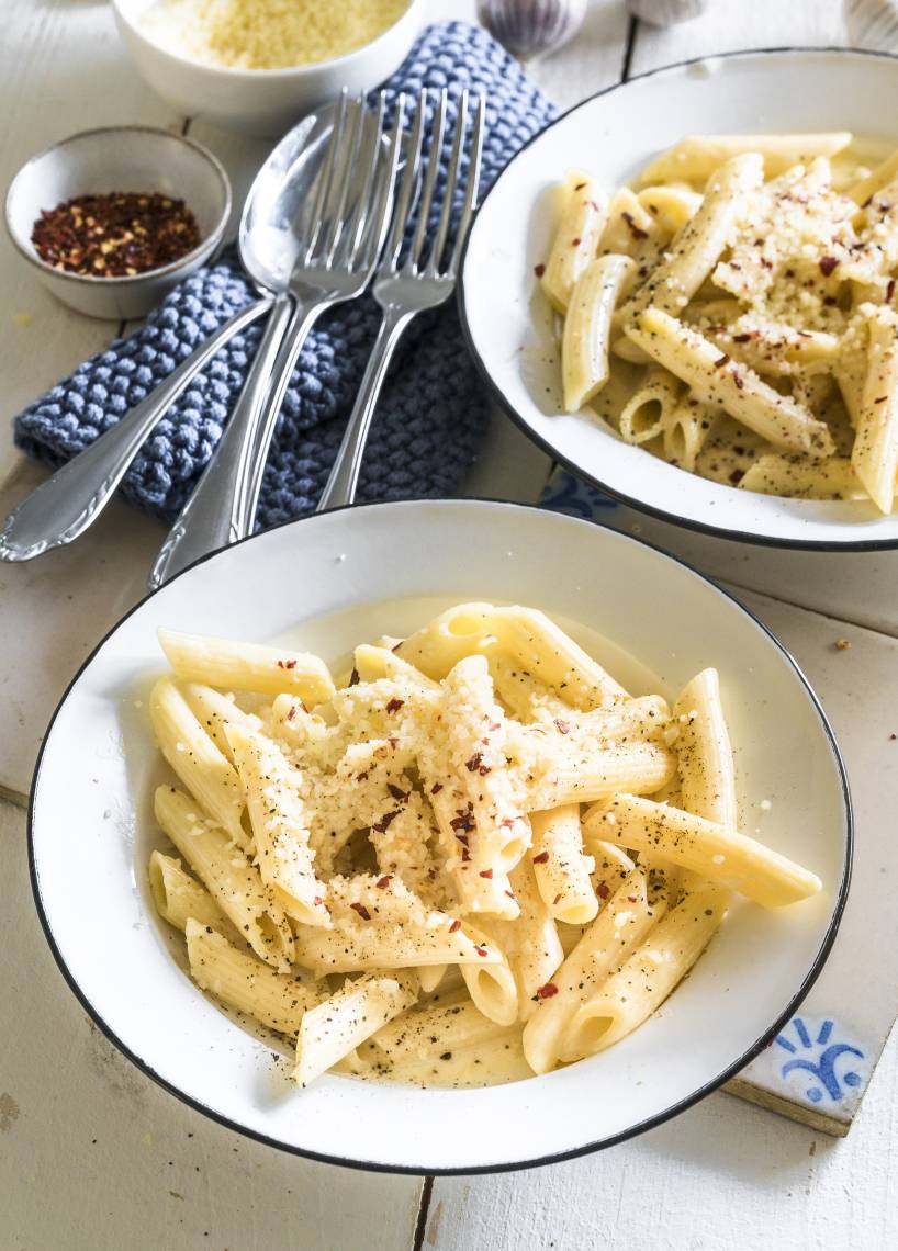 Nudeln mit cremiger Käsesoße