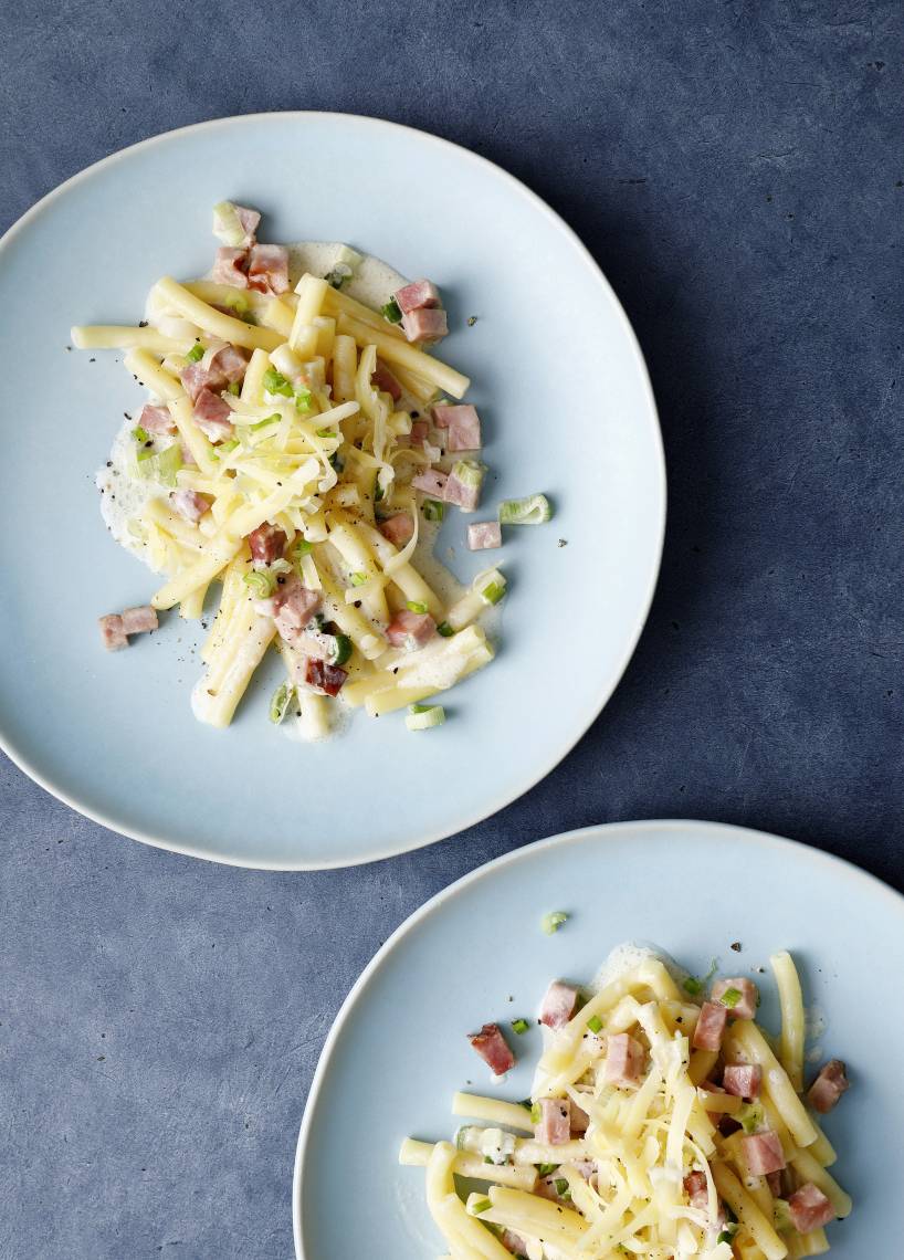 One-Pot-Makkaroni in Schinken-Sahnesoße