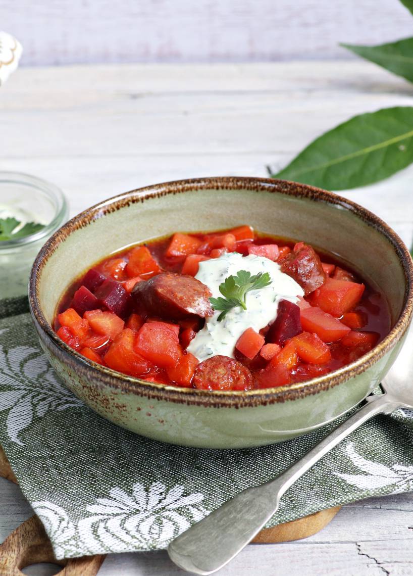 Pikanter Eintopf mit Räucherwurst