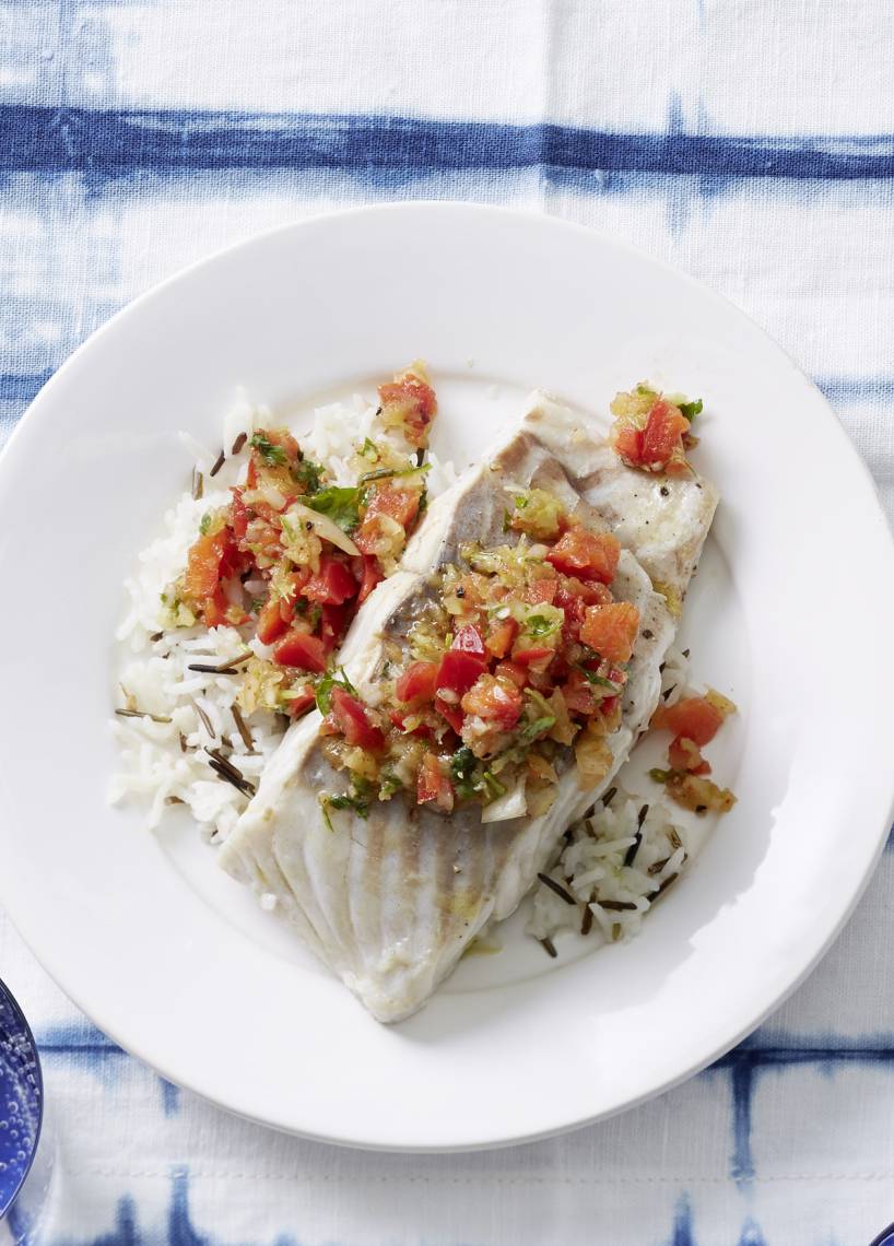 Seelachs mit Reis und Paprikasalsa