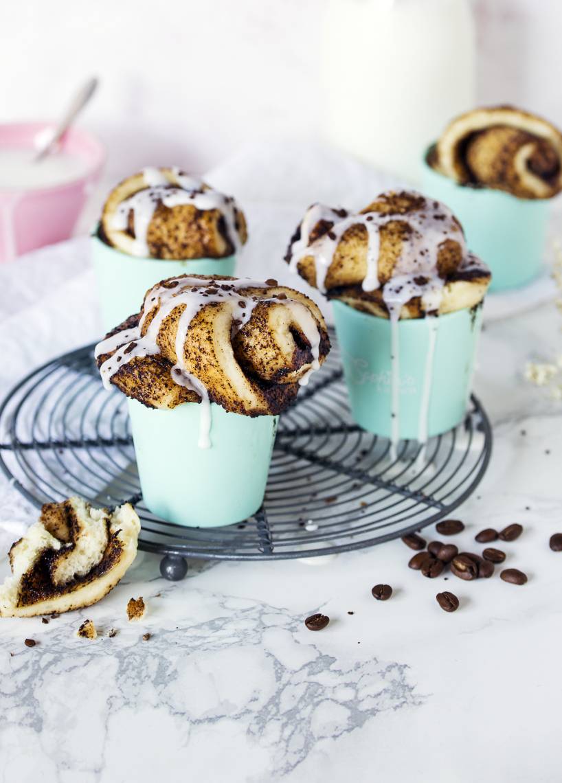 Softe Kaffee-Hefeschnecken