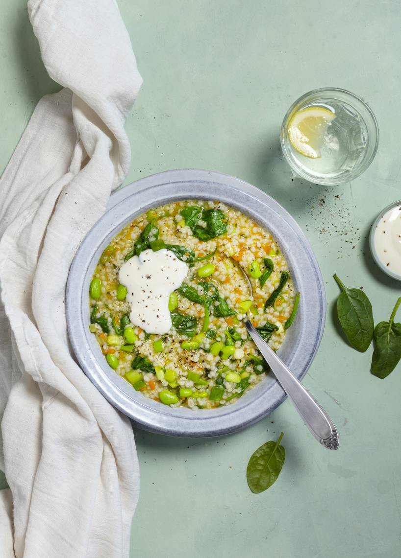 Graupen-One Pot mit Spinat und Edamame