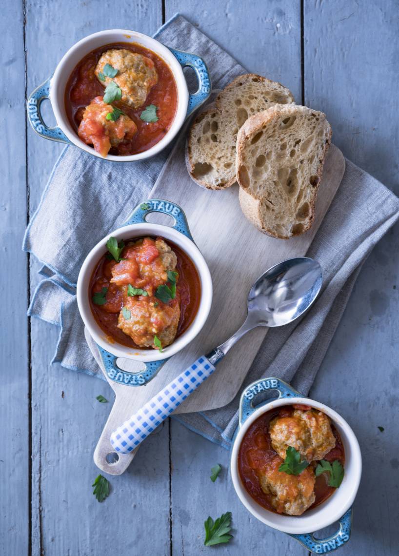 Hackbällchen mit Tomatensoße
