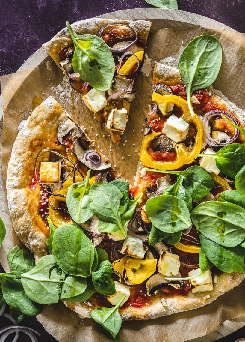 Pizza mit Gemüseteig