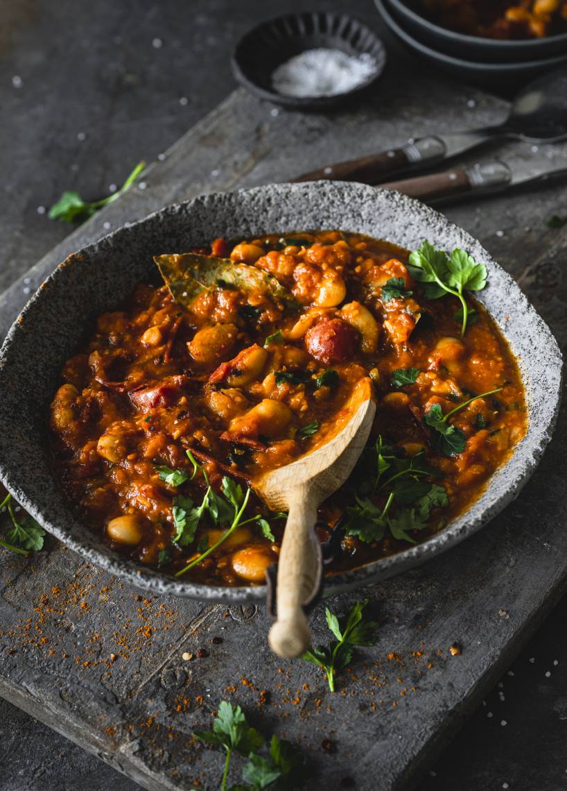 Weiße Riesenbohnen in Tomatensoße