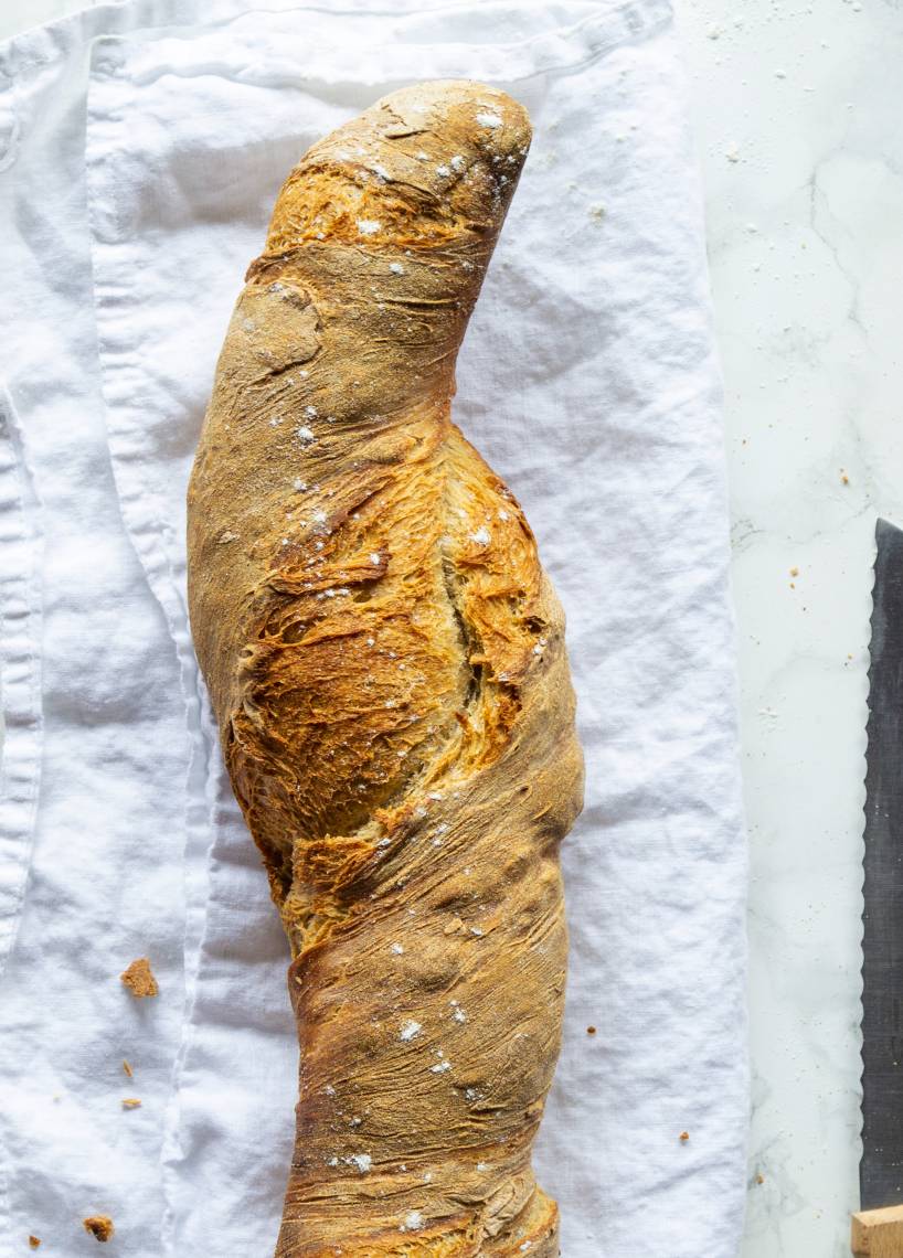 Knusprige Landhausbaguettes