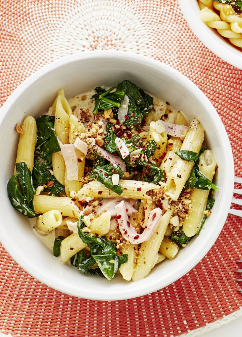 Penne mit Spinat-Käse-Soße