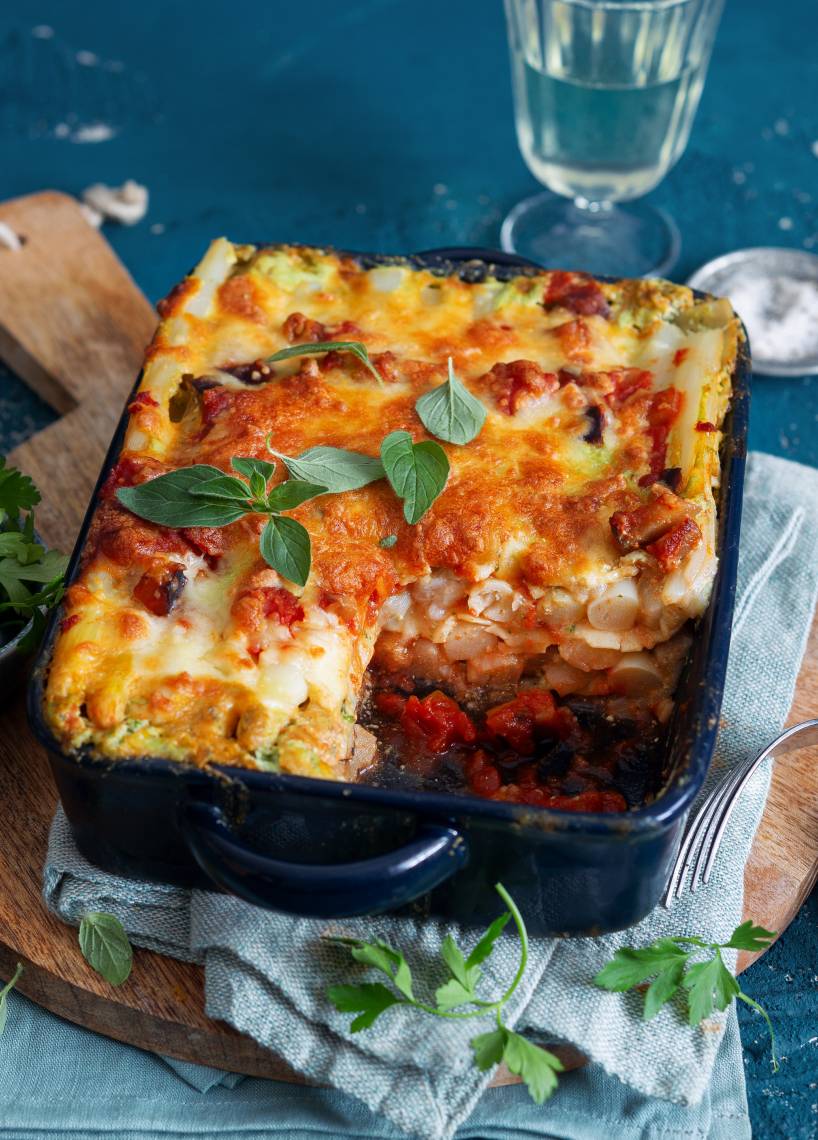 Spargellasagne mit Tomaten-Auberginen-Soße und Kräutermascarpone