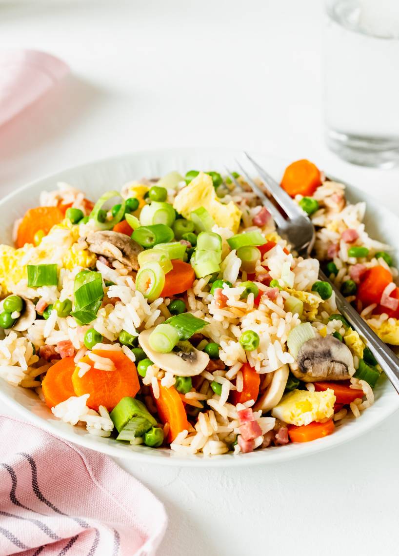 Reis mit Gemüse und Ei